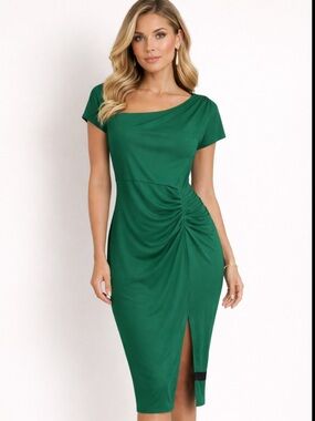 Ro & Zo Emerald Green Dress w/ Asymmetrical Neckline and Front Ruching Size 18
